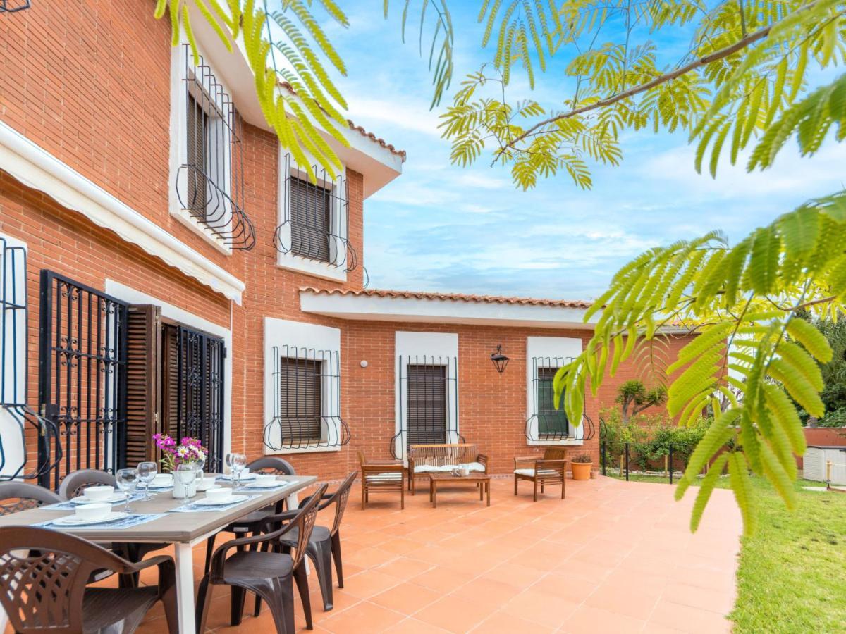 Holiday Home Alexandra By Interhome Villafortuny Exterior foto
